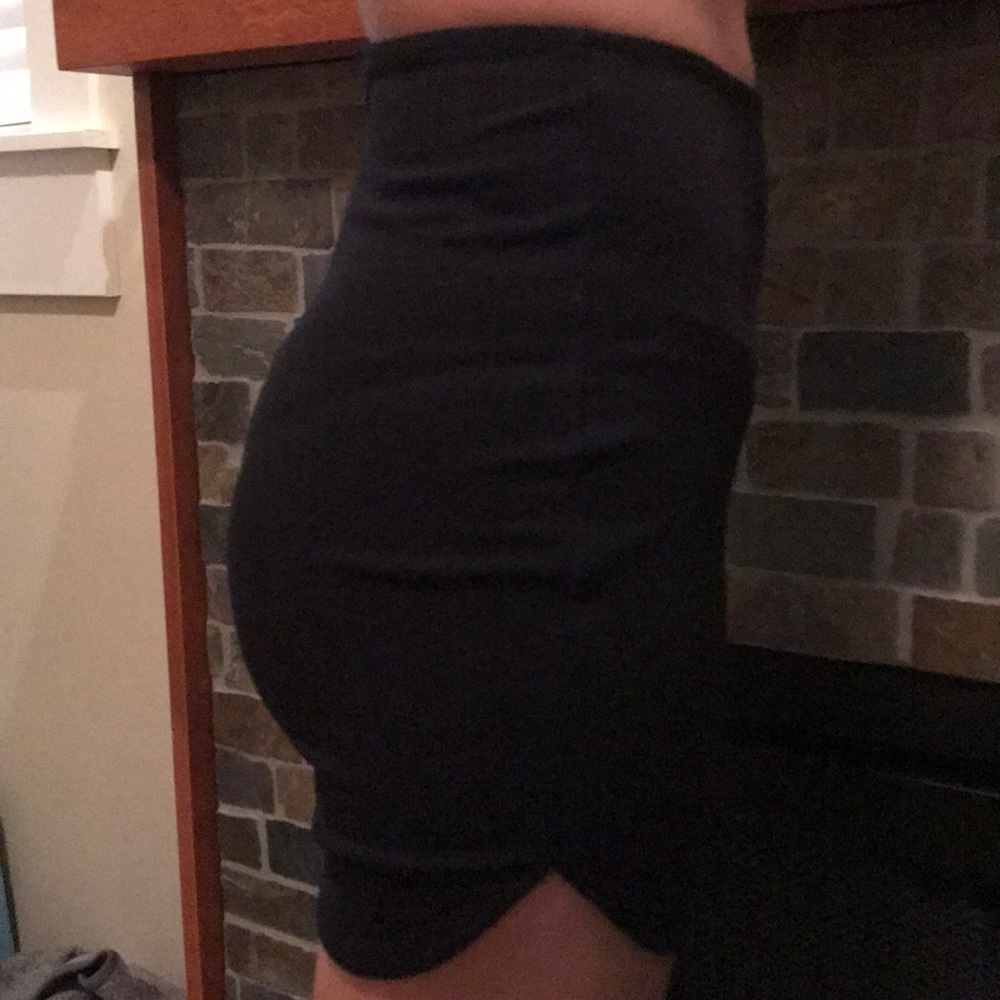 Skirt - Picture 2 of 3
